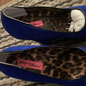 Betsy Johnson blue suede wedges with black lining and leopard bottom! NWOT